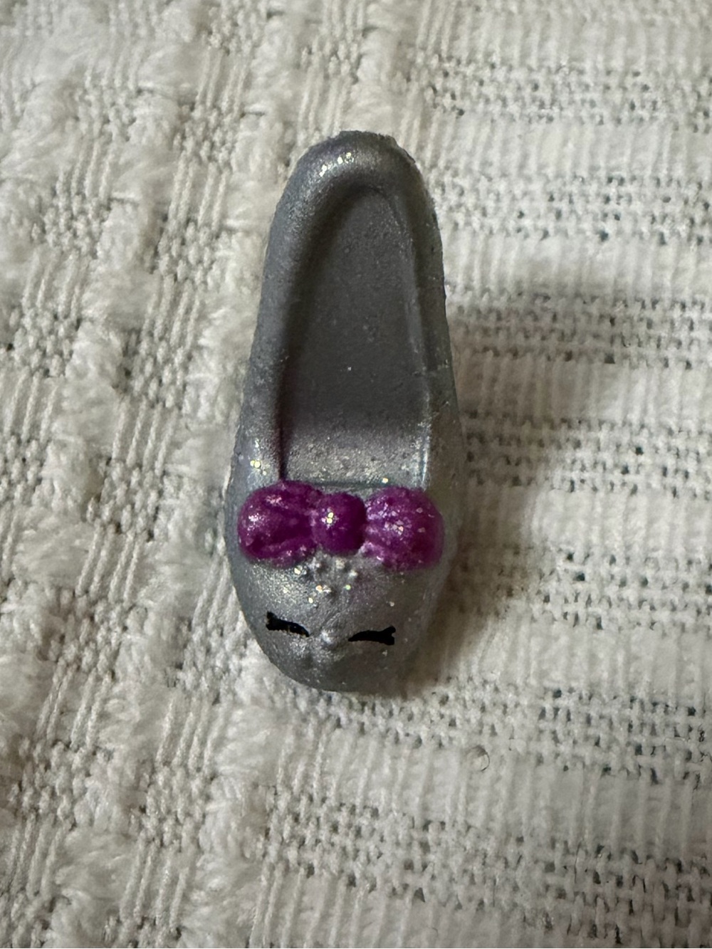Wedding Shoe Sue Shimmy Finish Ultra Rare Shopkins